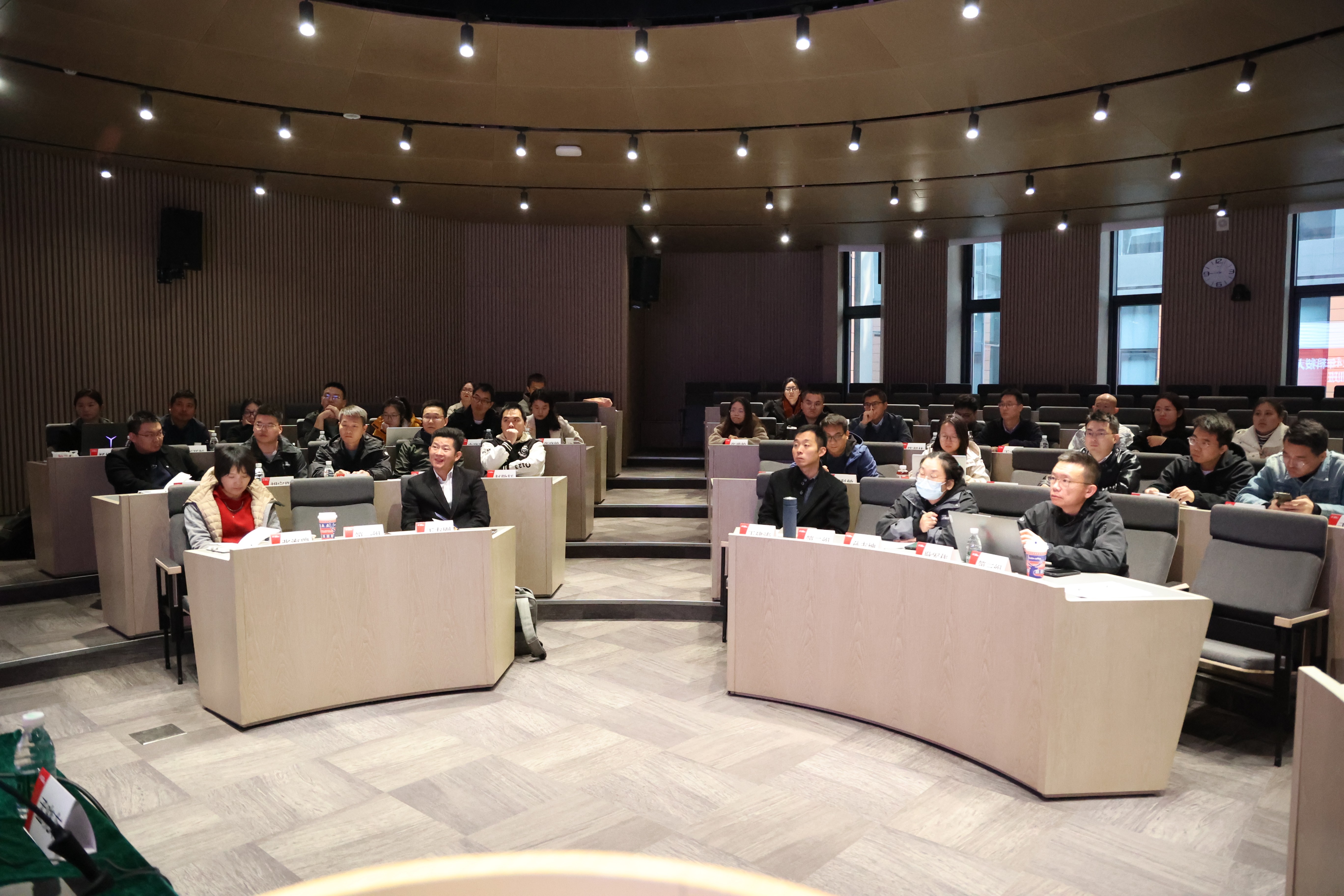 ������app